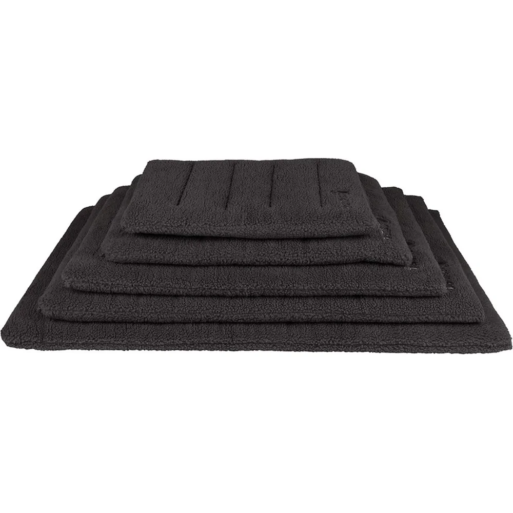 District 70 Sherpa Bench Mat - Dark Grey - M