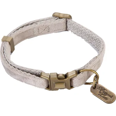 Designed by Lotte Velura - Kattenhalsband - Grijs - 30 x 1 x 0,2 cm