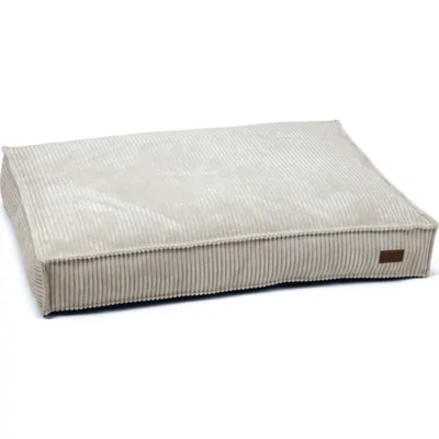 Designed by Lotte Ligkussen Ribbed Lichtgrijs 100 x 70 x 15 cm