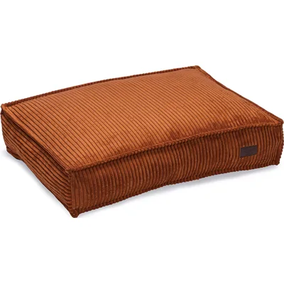 Designed by Lotte Ligkussen Ribbed Terracotta 70 x 55 x 15 cm