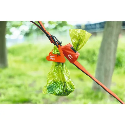 Beeztees Samy silicone poepzak en afvalhouder rood hond